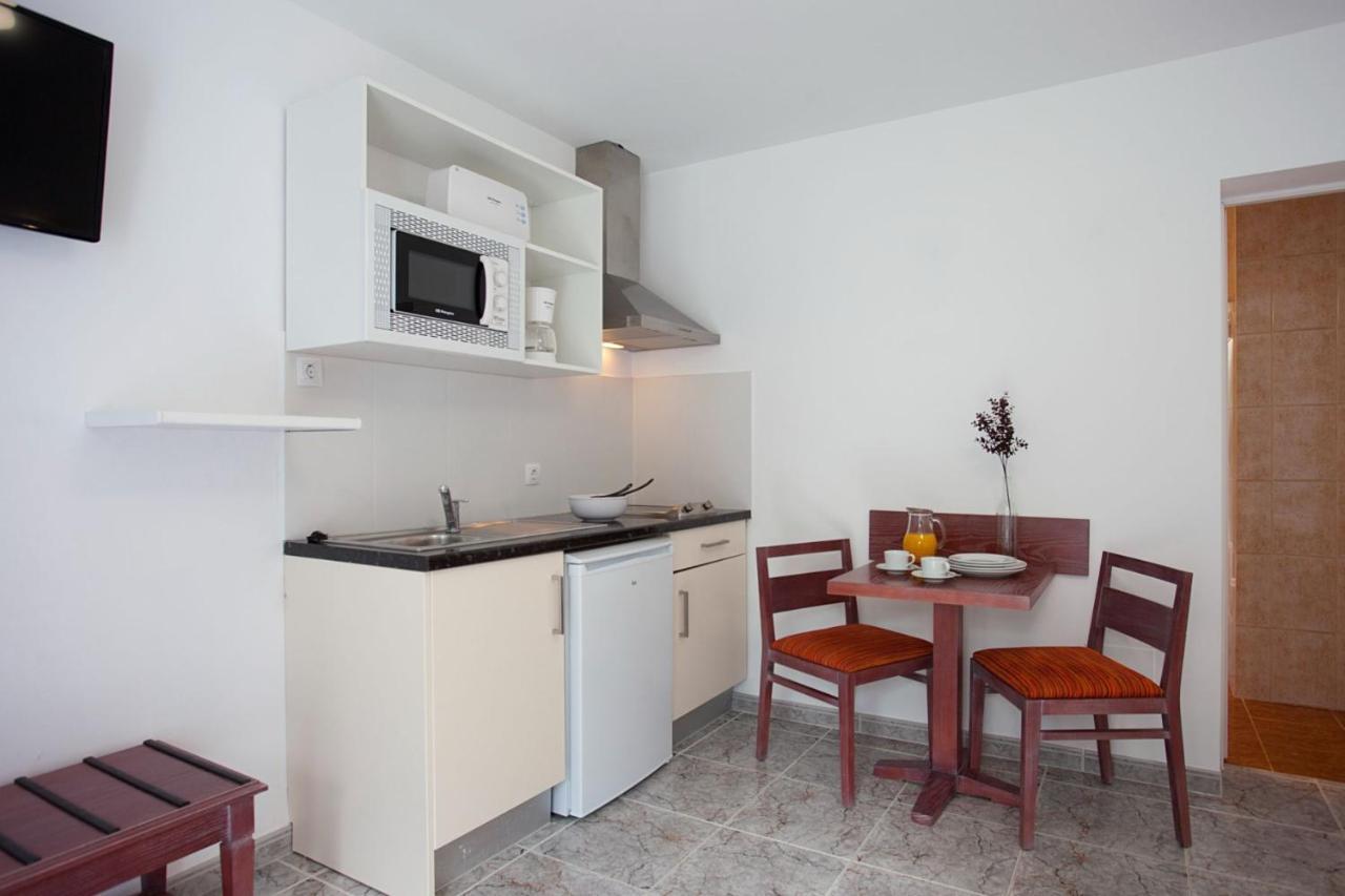 Apartamentos Cala Murada Tennis Экстерьер фото