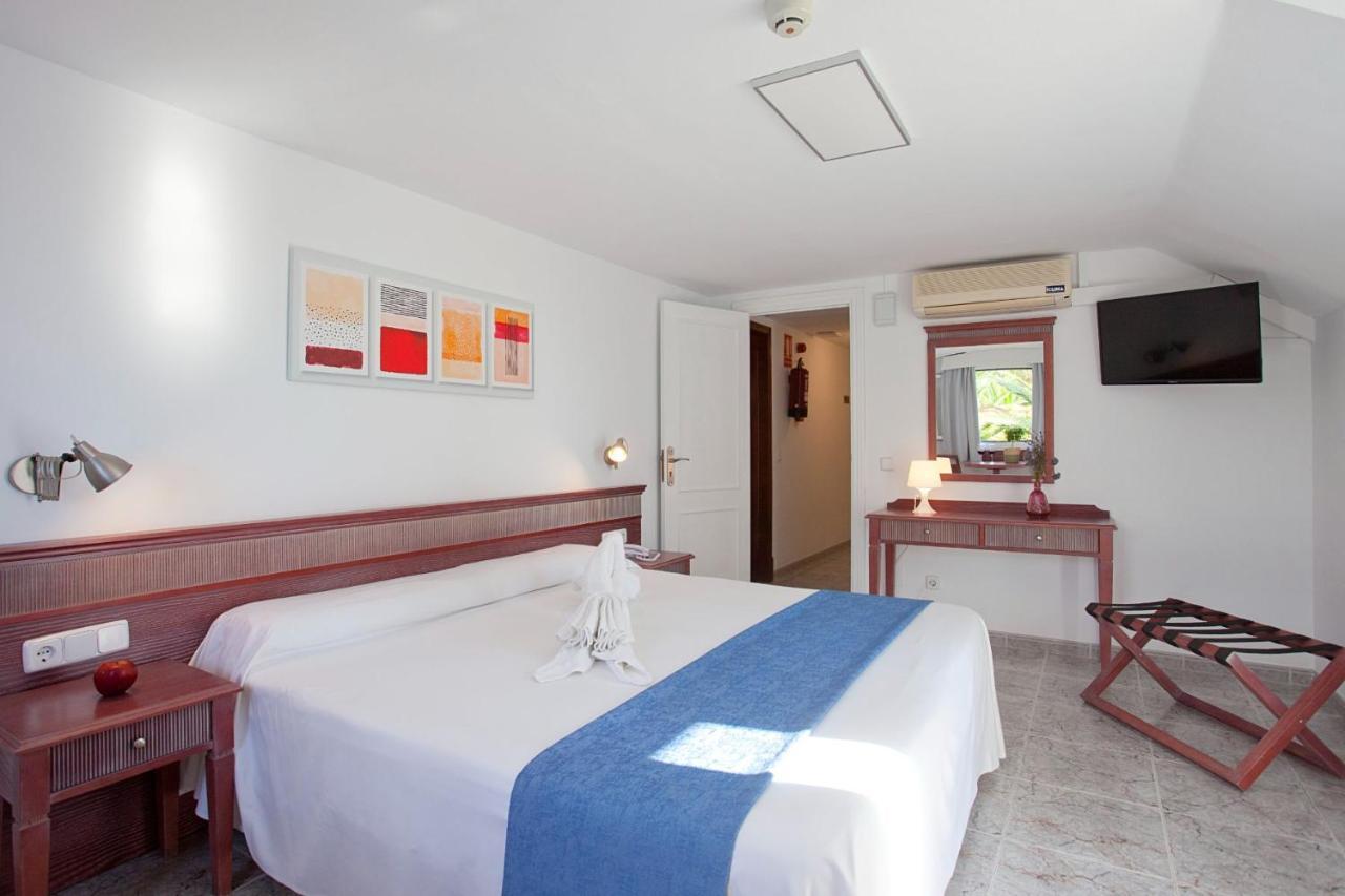 Apartamentos Cala Murada Tennis Экстерьер фото