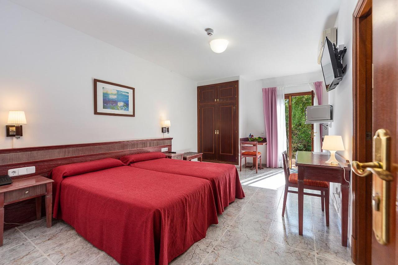 Apartamentos Cala Murada Tennis Экстерьер фото
