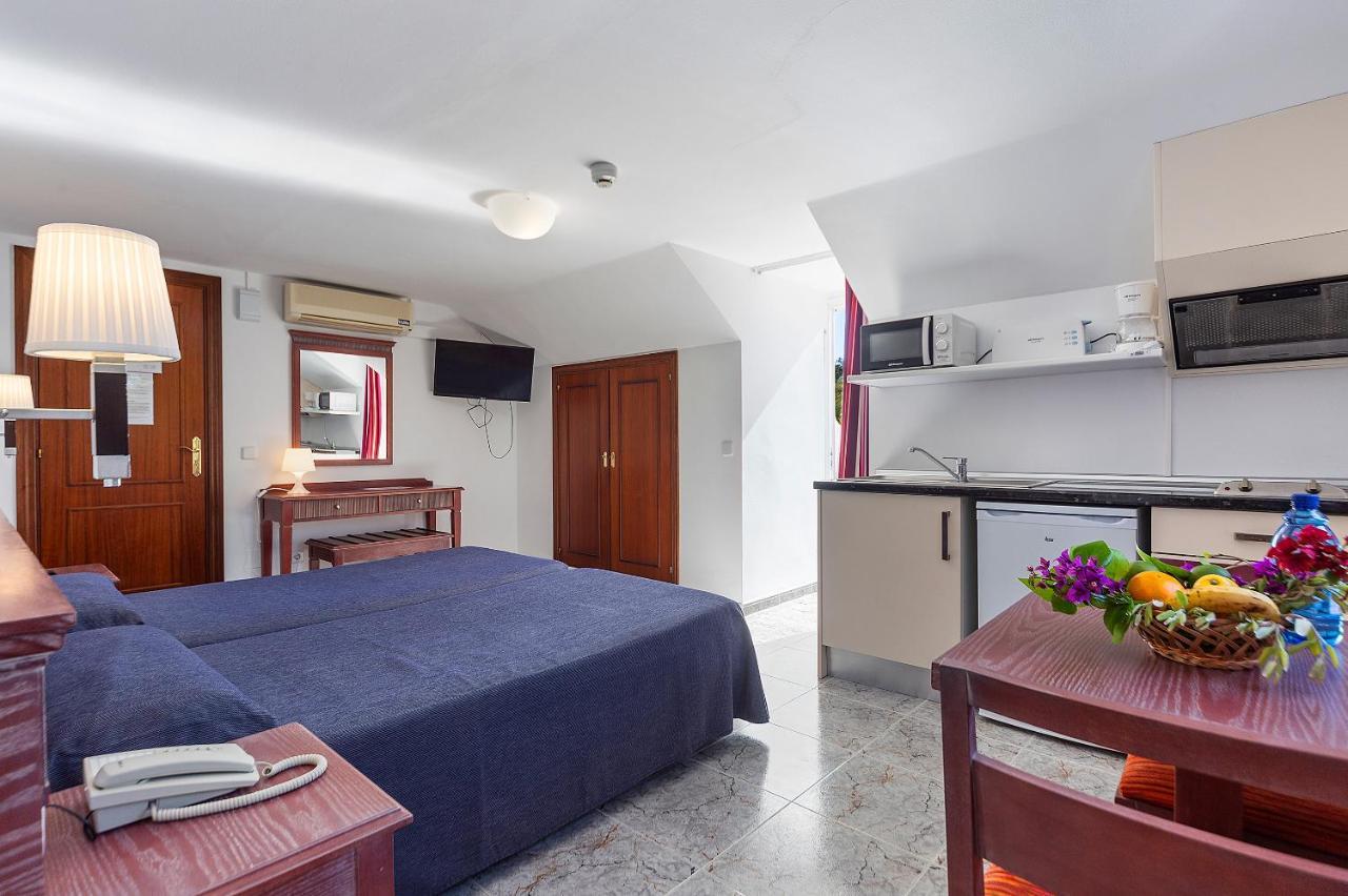 Apartamentos Cala Murada Tennis Экстерьер фото